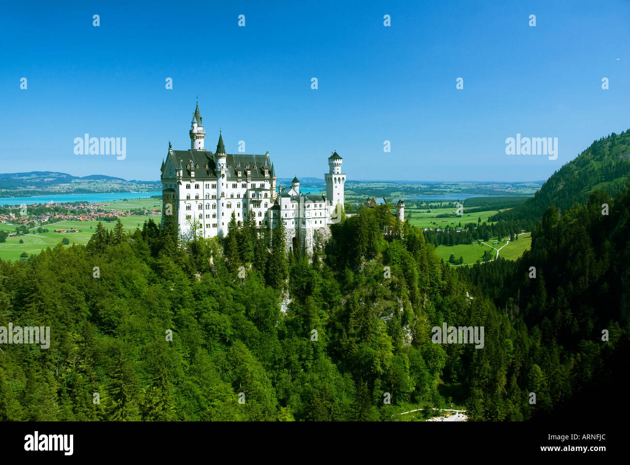 Il Castello di Neuschwanstein è stato costruito da re Ludwig II, Fuessen, Schwangau, Allgaeu, Baviera, Germania Foto Stock