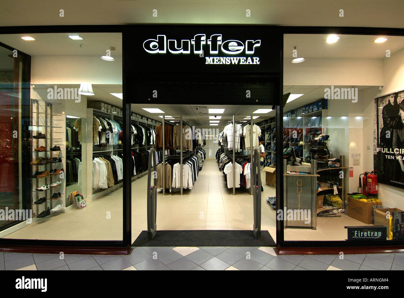 Duffer menswear shop store UK Regno Unito Inghilterra Europa GB Gran Bretagna UE Unione Europea Foto Stock