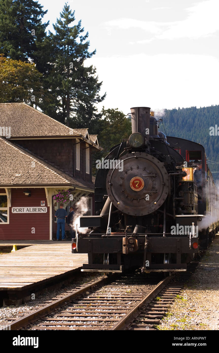Alberni Pacific Railway locomotiva a vapore, che corre a McLean Mill, Port Alberni, Isola di Vancouver, British Columbia, Canada. Foto Stock