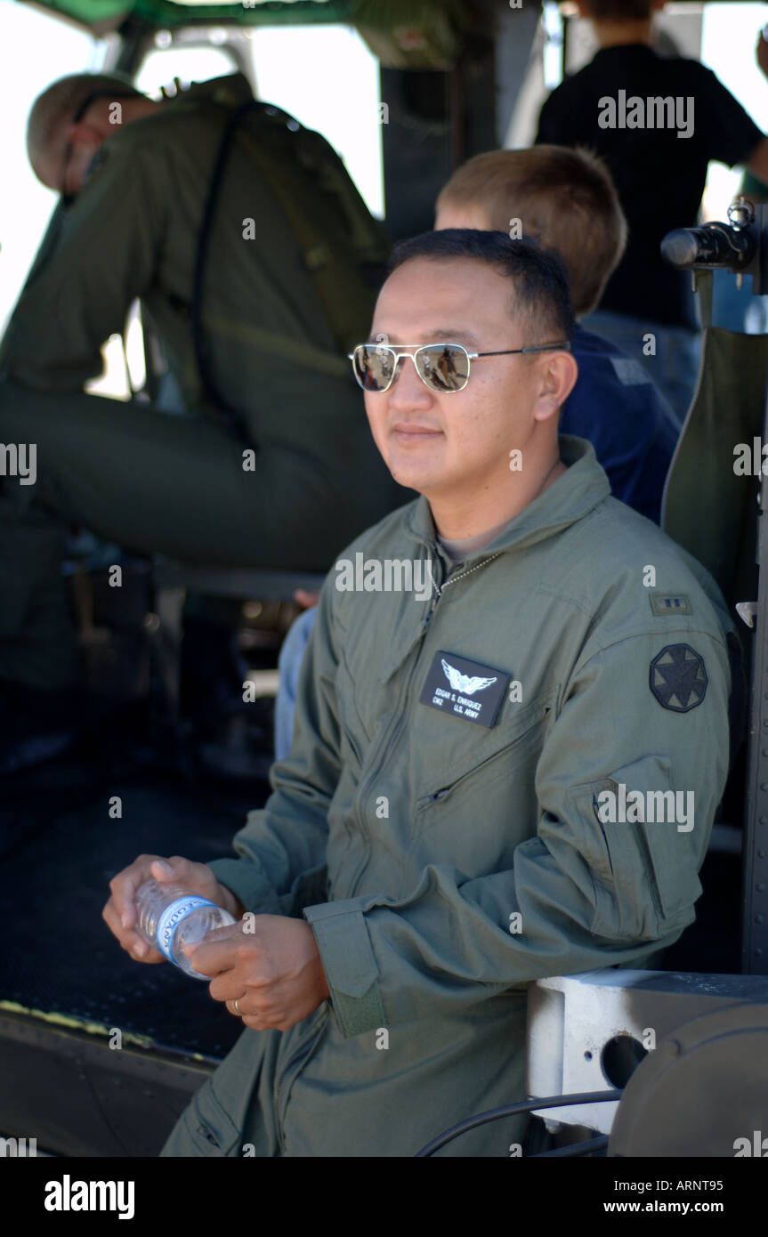 In attesa alla Edwards Air Force Base Open House e Air Show Foto Stock