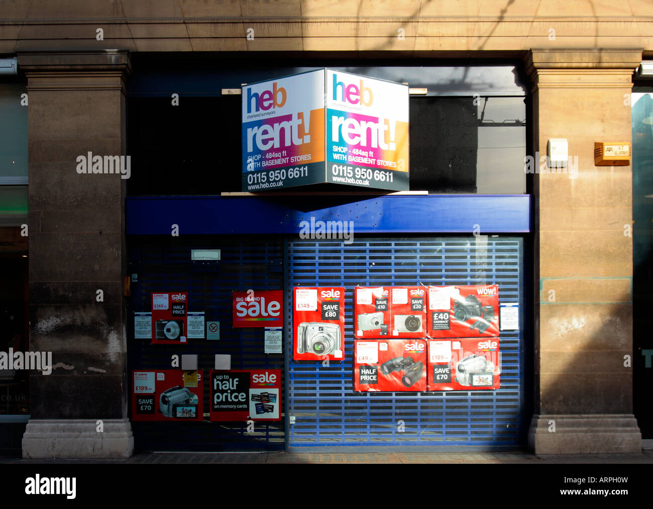 Il Jessops catena di negozi della fotocamera ha chiuso molte delle sue filiali nel tentativo di recuperare dal difficile risultati commerciali. Ex Jessops Shop, Cheapside, Nottingham, Regno Unito Foto Stock