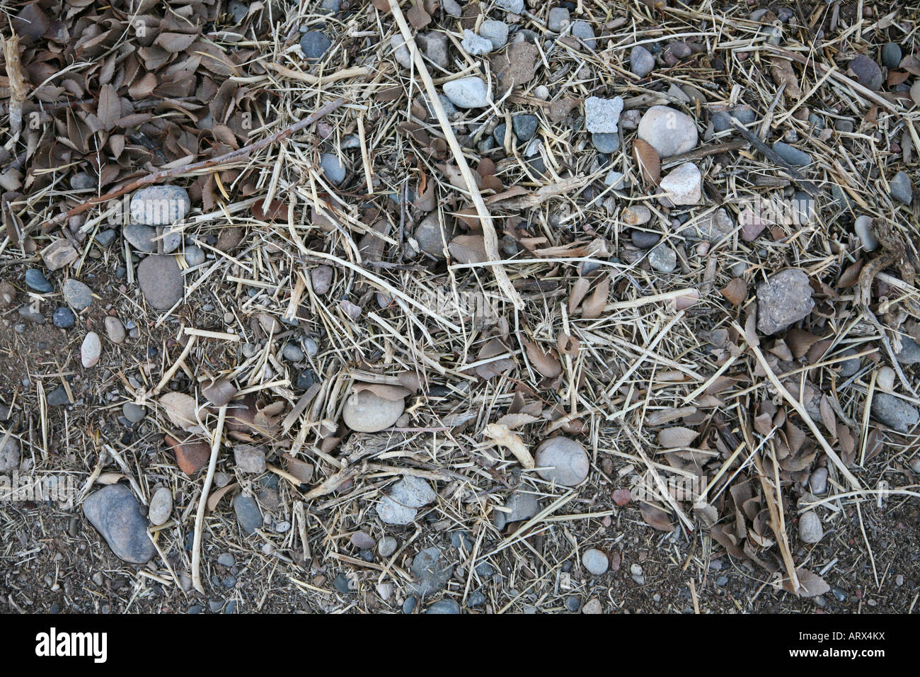 Rifiuti di cantiere impilati Foto Stock