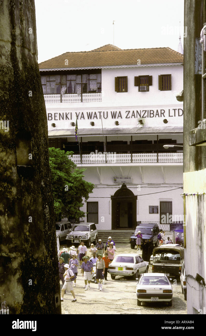I popoli Banca di Zanzibar Ltd Zanzibar Tanzania Africa orientale Foto Stock