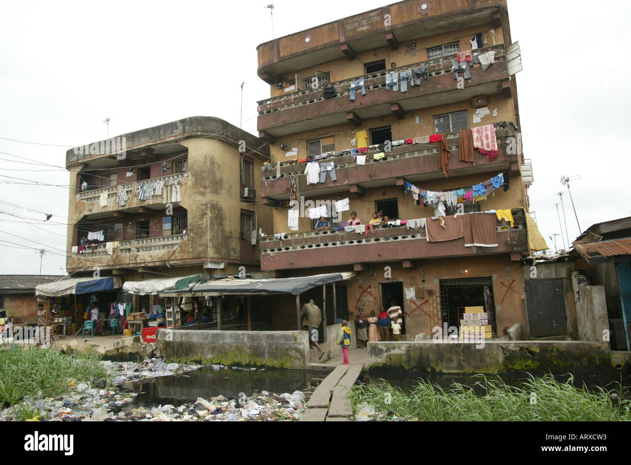 Nigeria: i ricchi hanno spostato al nuovo capitale Abuja: Lagos è diventata scarsa Foto Stock