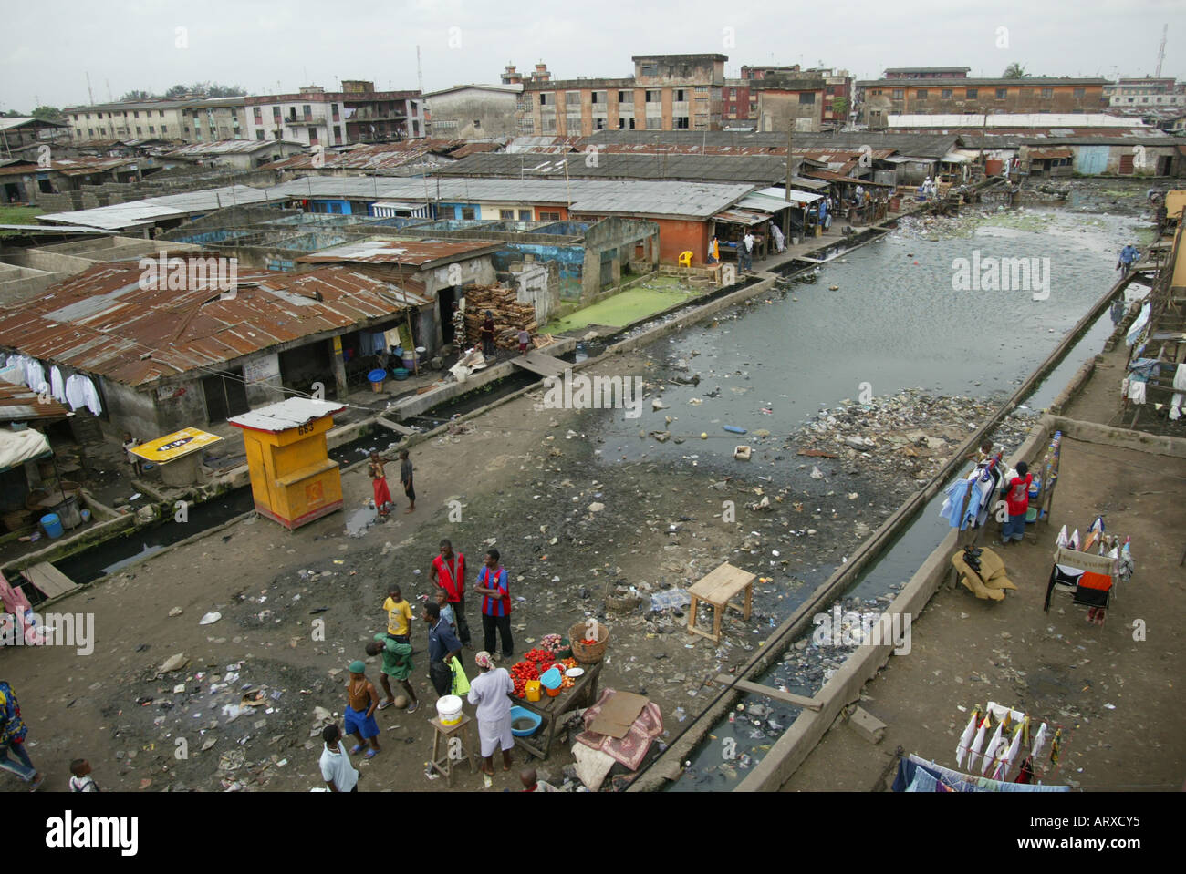 Nigeria: i ricchi hanno spostato al nuovo capitale Abuja: Lagos è diventata scarsa Foto Stock