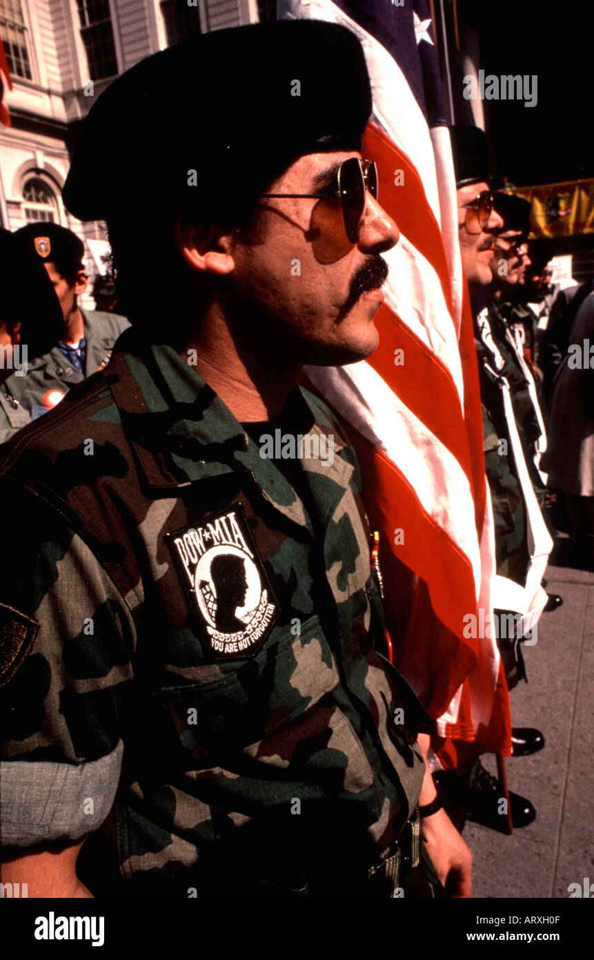 Vietnam Veterans nel corso di una cerimonia in onore di soldati che sono mancanti in azione durante un giorno memoriale della parata in New York City NY Foto Stock