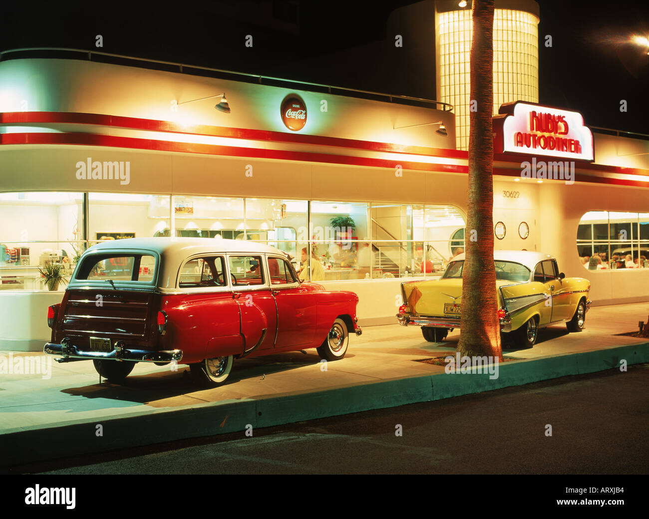 I buoni vecchi giorni ristorante a conduzione familiare a Ruby's Autodiner in Laguna Beach California Foto Stock