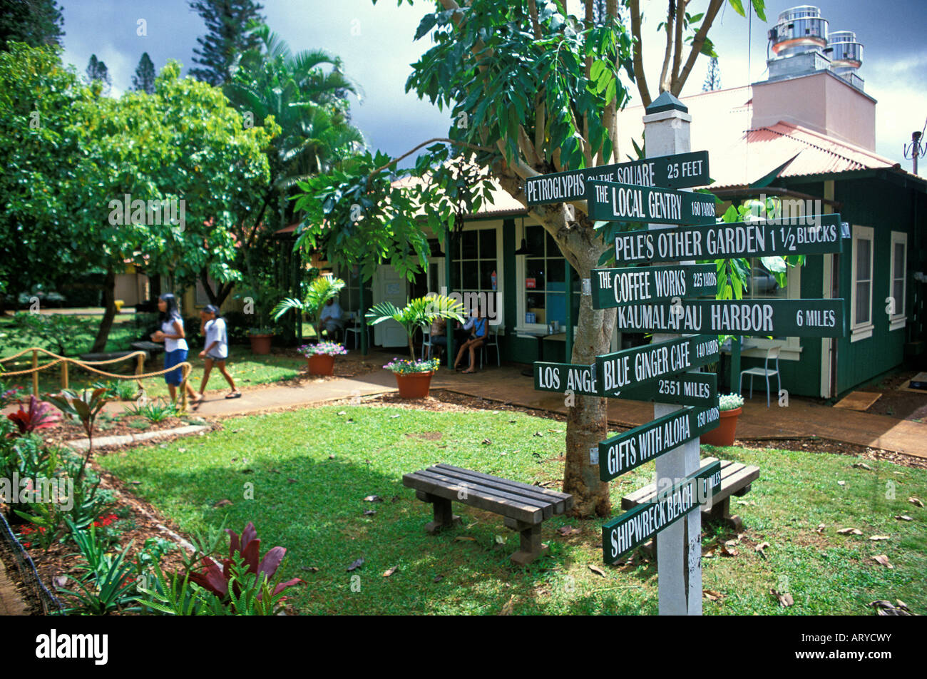 Lanai con i negozi della città Foto Stock