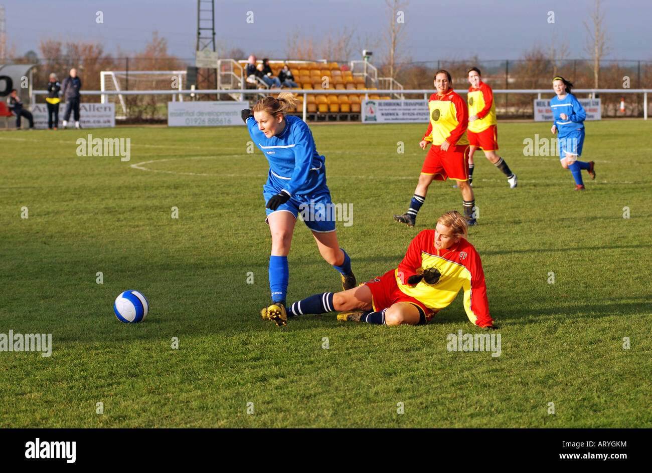 Calcio femminile a livello di club, Leamington Spa, England, Regno Unito Foto Stock