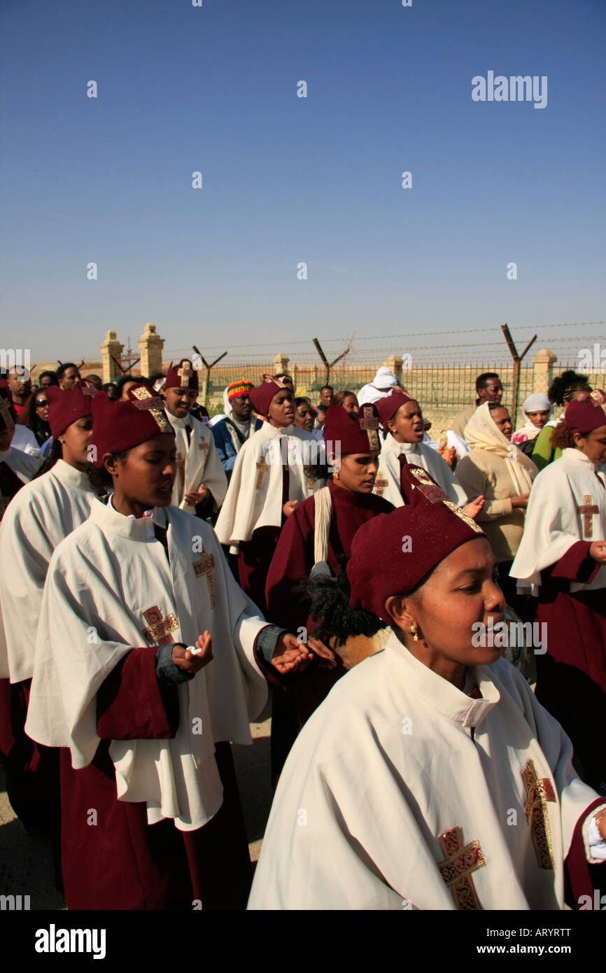 Jordan Valley Qasr al Yahud ortodossa etiope di pellegrini celebra la festa della teofania Foto Stock