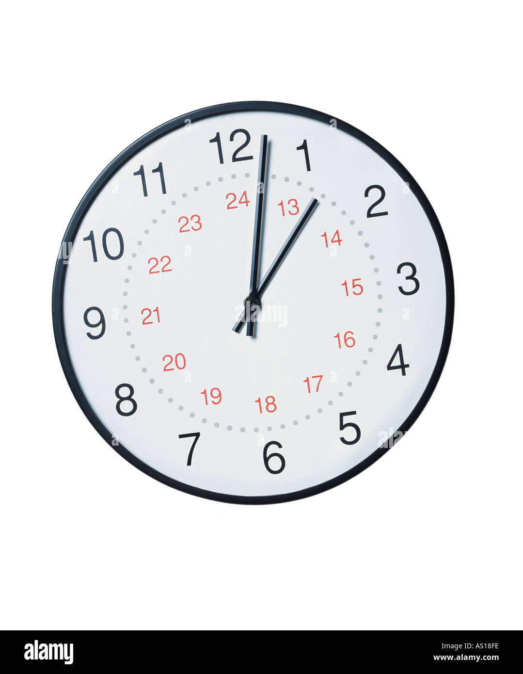 Preciso orologio da parete stagliano su sfondo bianco Foto Stock