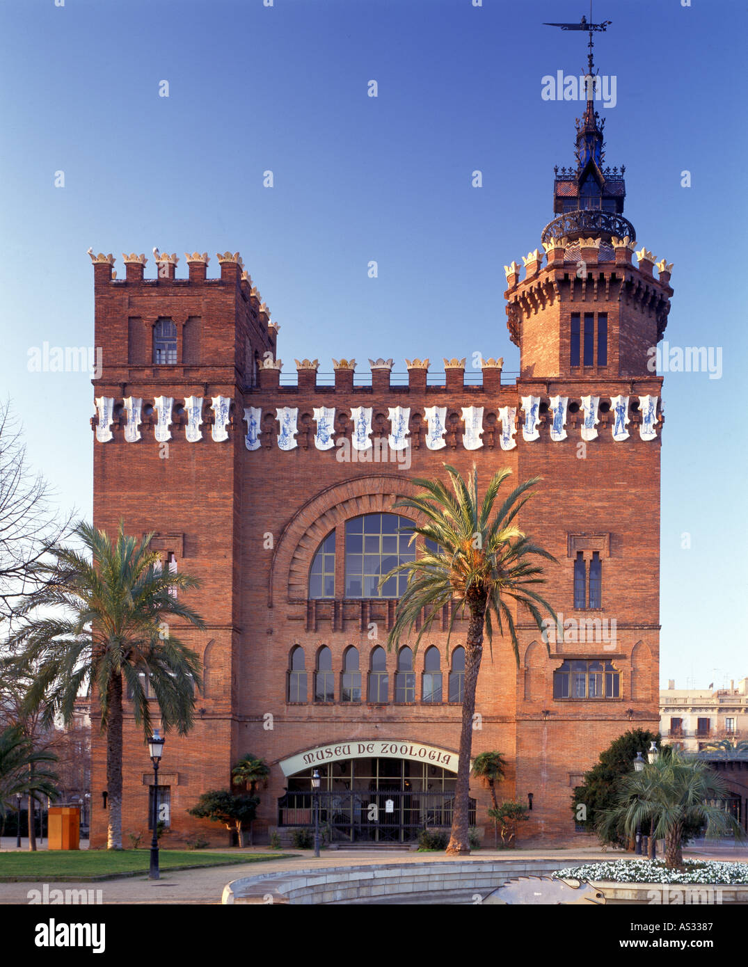 Barcellona, Parque de la Ciutadella , Museo de Zoologia, Architekt: Lluis Domenech i Montaner Foto Stock