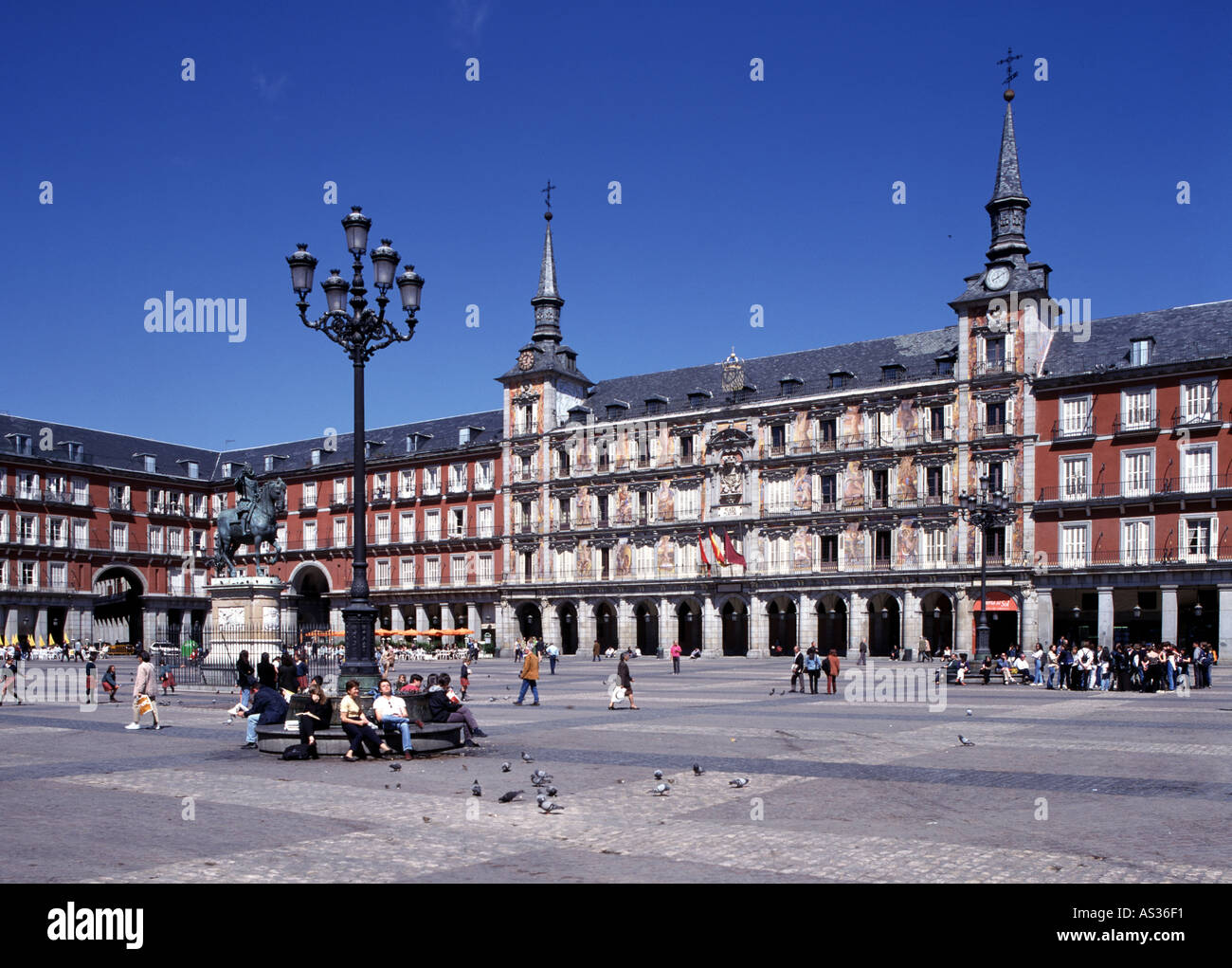 Madrid, Plaza Mayor e la Casa de la Panaderia Foto Stock