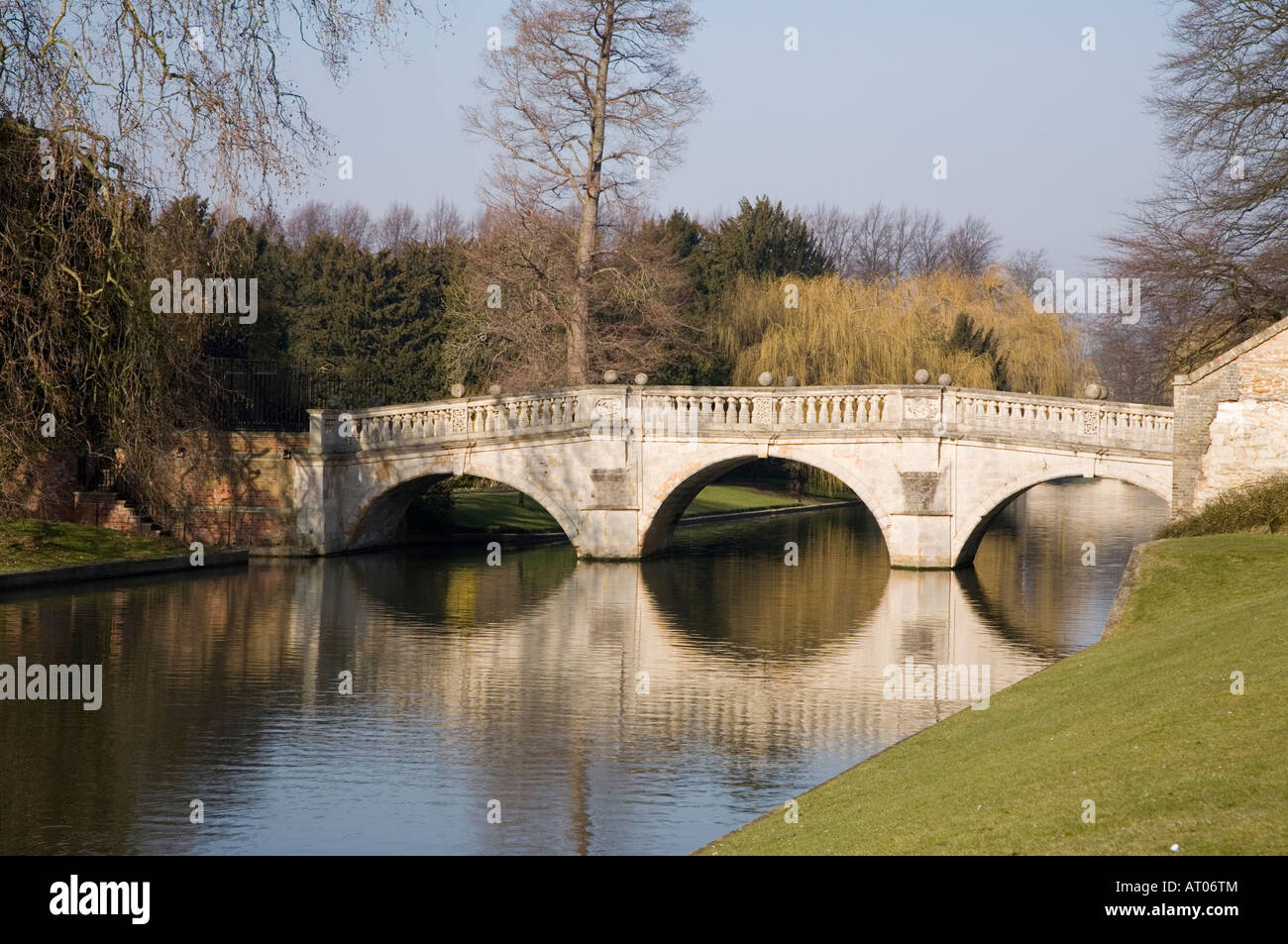 Clare ponte vicino a Clare College oltre il fiume Cam Cambridge 2008 Foto Stock