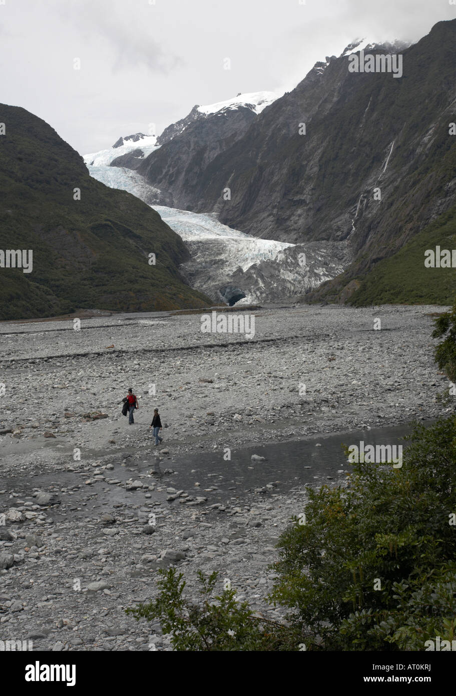 A piedi dal Ghiacciaio Franz Josef e montagne, Westland Tai Poutini National Park, Isola del Sud, Nuova Zelanda Foto Stock