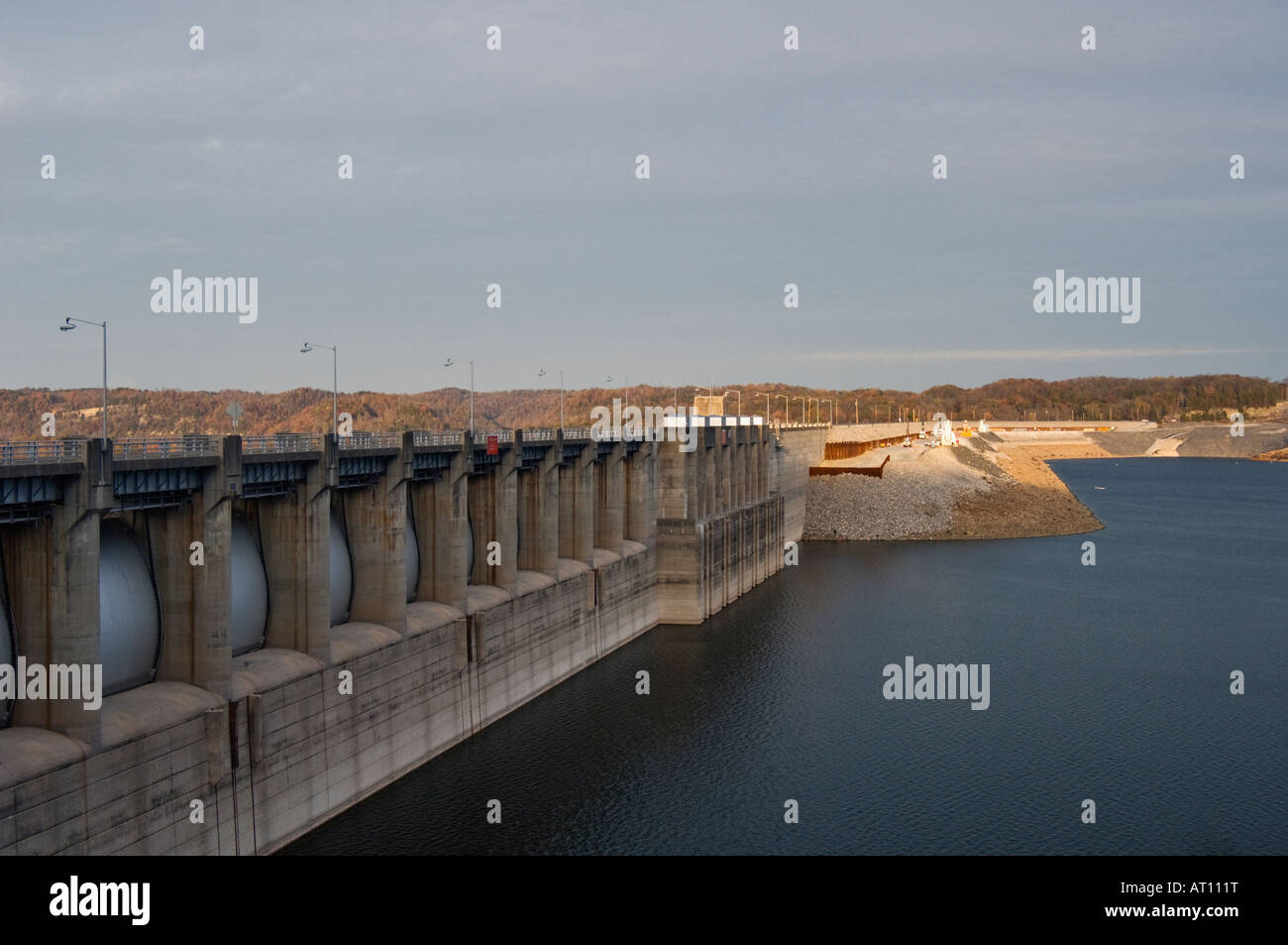 Il lago di Cumberland's Wolf Creek Dam Russell County Kentucky Foto Stock