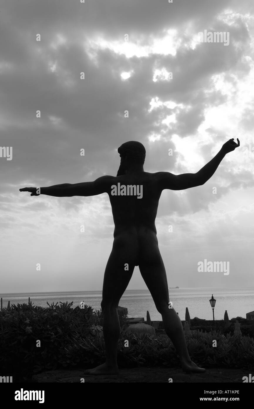 L'Italia, Campania (Baia di Napoli) ISCHIA, CITARA: Giardini Poseidon Parco Acquatico / Poseidon statua Foto Stock