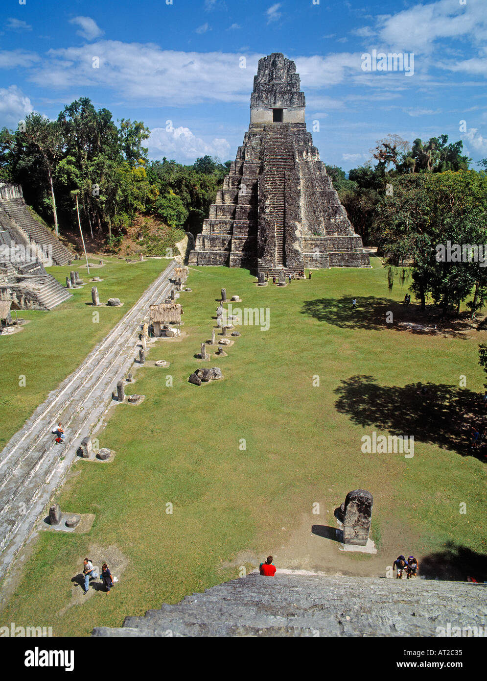 Tikal le rovine Maya di El Petén Dipartimento Tempio del Guatemala 1 il Tempio del giaguaro Foto Stock
