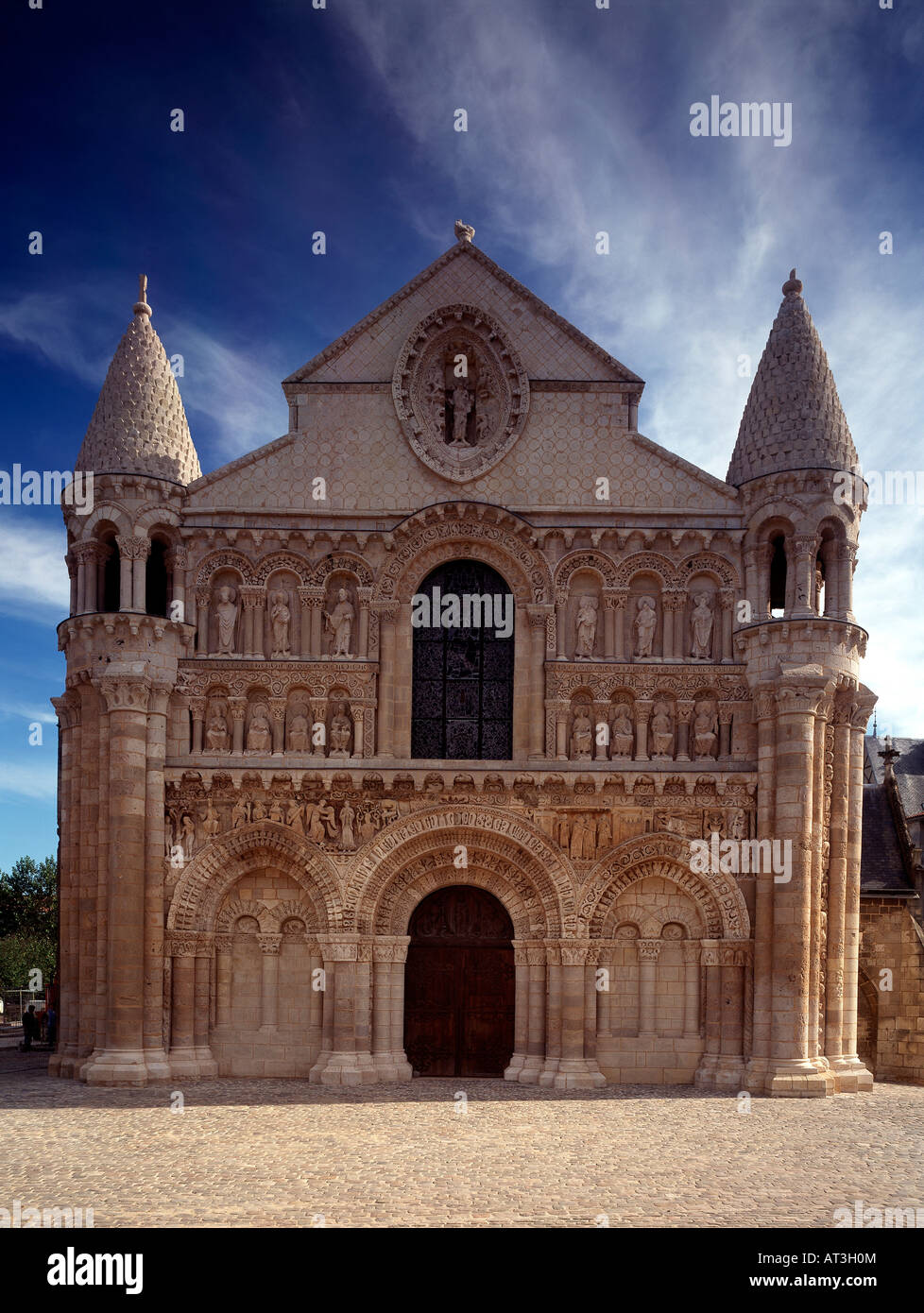 Poitiers, Notre Dame, Westfassade Foto Stock