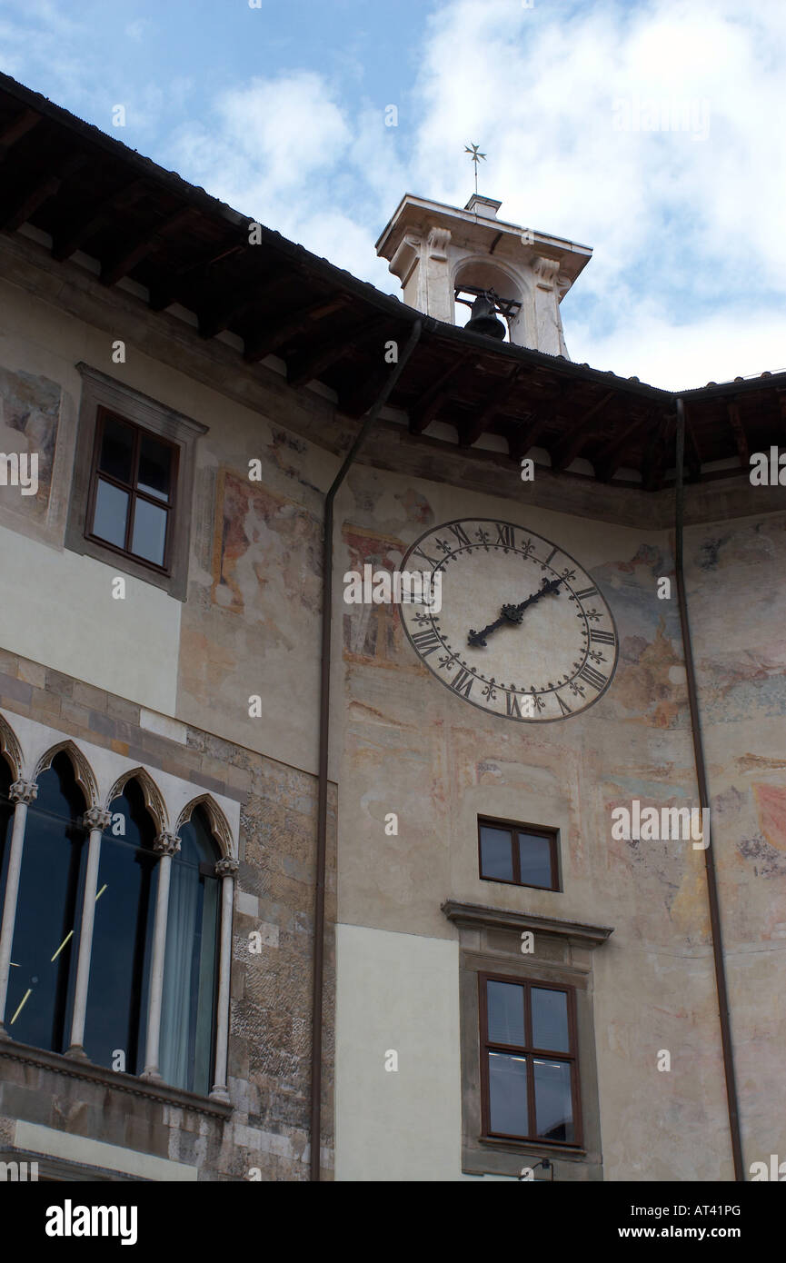 Piazza dei Cavalieri, Pisa, Toscana, Italia. Palazzo dell Orologio. Foto Stock