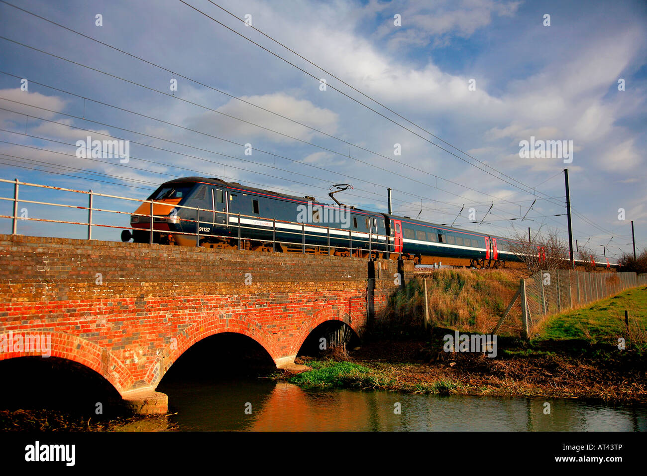 91132 National Express elettrico treno HST Tallington Lincolnshire England Regno Unito Foto Stock