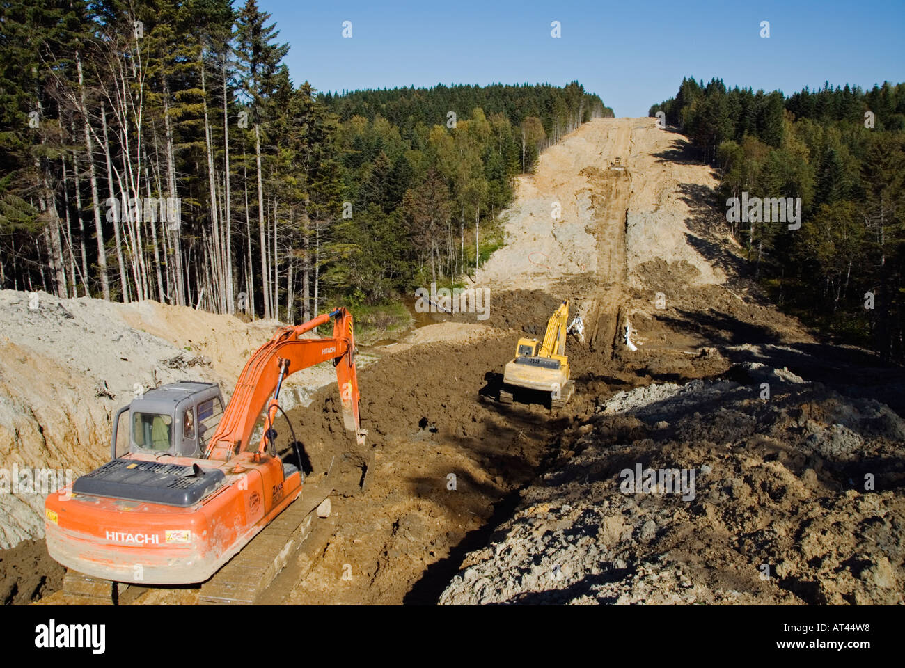 Costruzione di gasdotti da energia di Sakhalin per gas LNG trasportabile su isola di Sakhalin in Russia 2006 Foto Stock