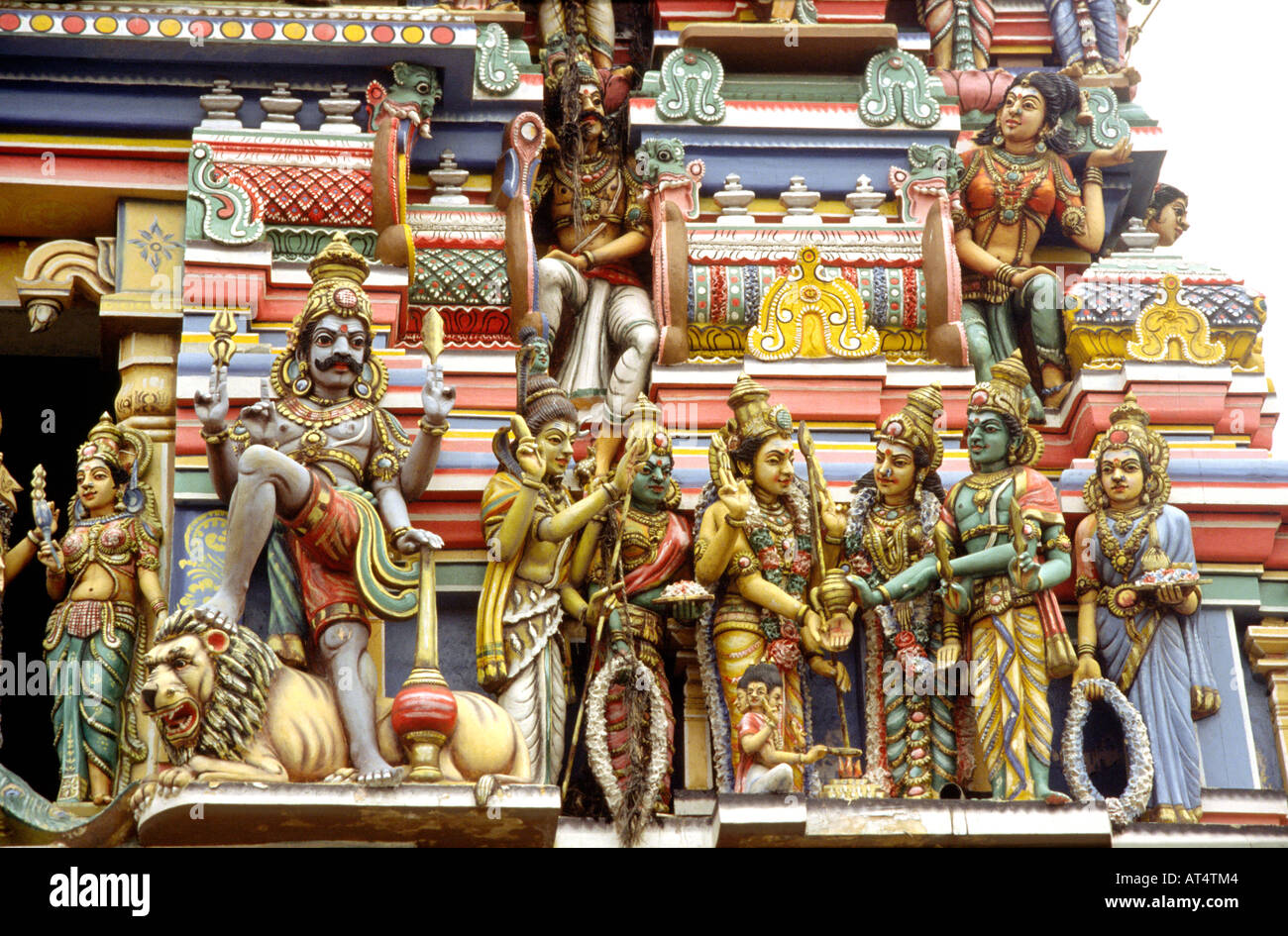Nello Sri Lanka Colombo religione decorativo tempio indù Gopuram Foto Stock