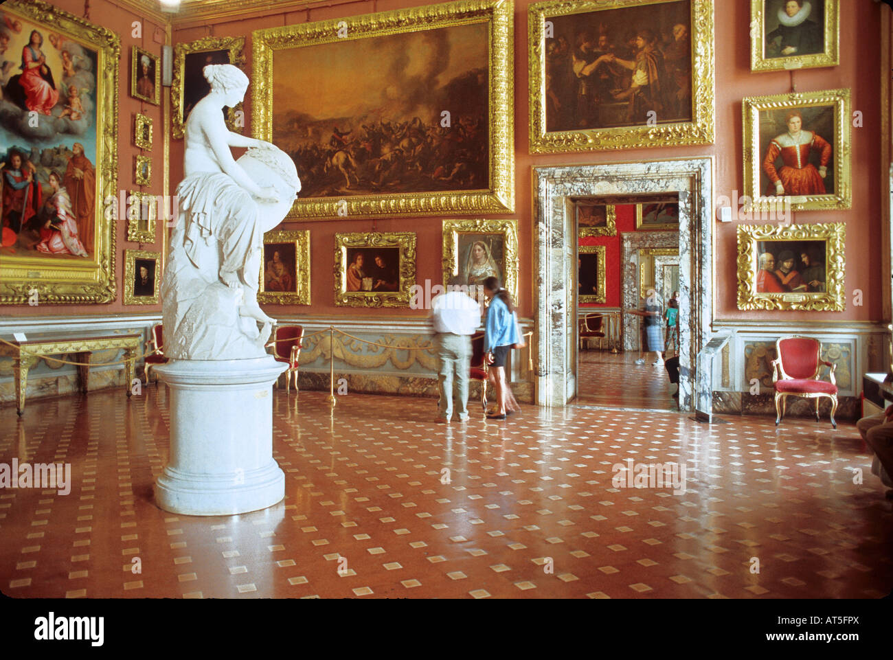 Sala des Saturna nella Galleria Palatina di Palazzo Pitti a Firenze Toscana Foto Stock