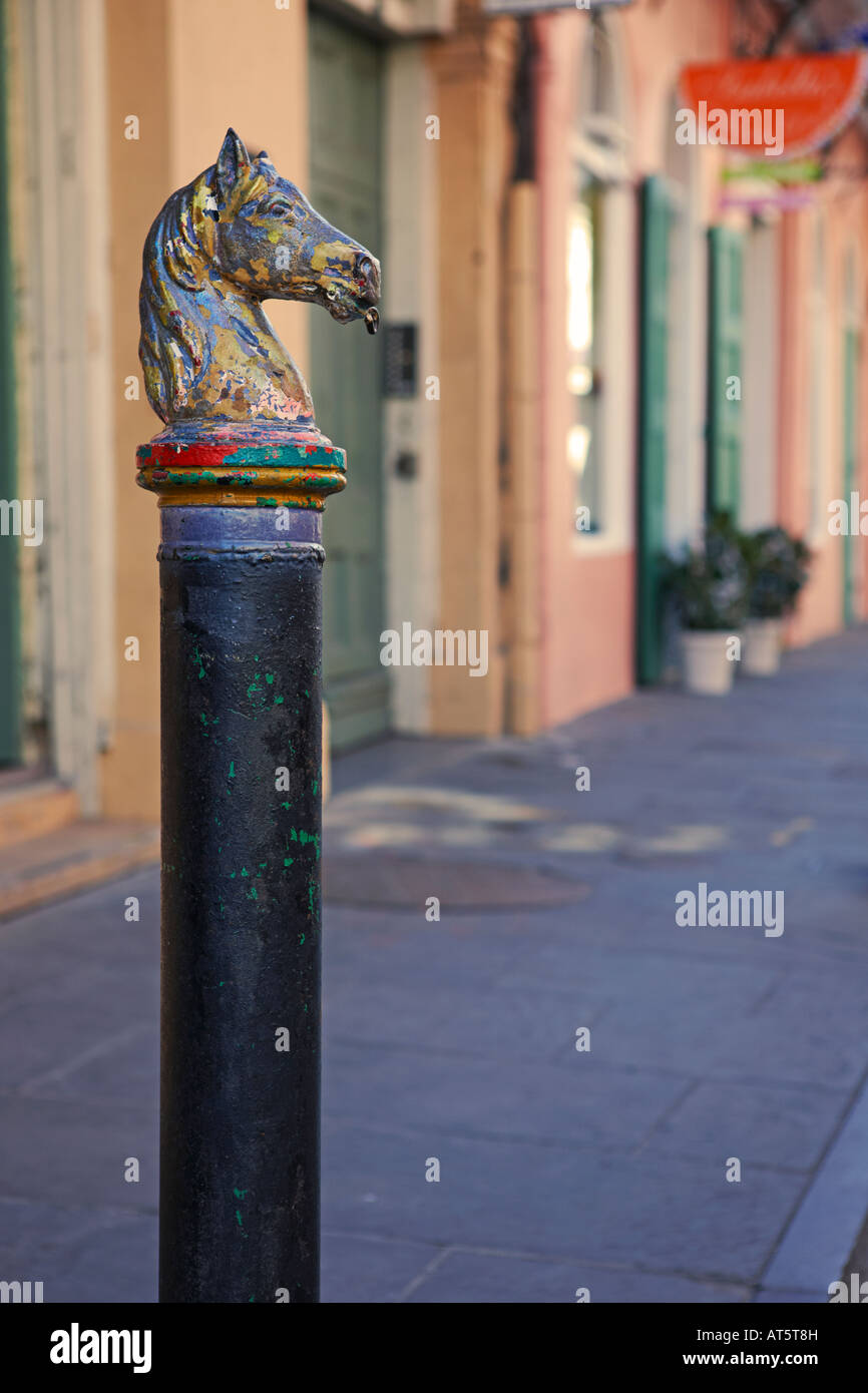Posto d'epoca a testa di cavallo nello storico quartiere francese di New Orleans. Louisiana, Stati Uniti. Foto Stock