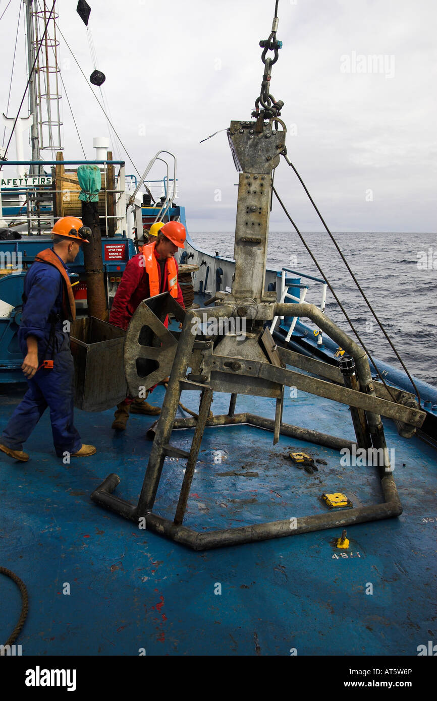 Due equipaggi pronti a prendere campioni ambientali nel mare del Nord Foto Stock