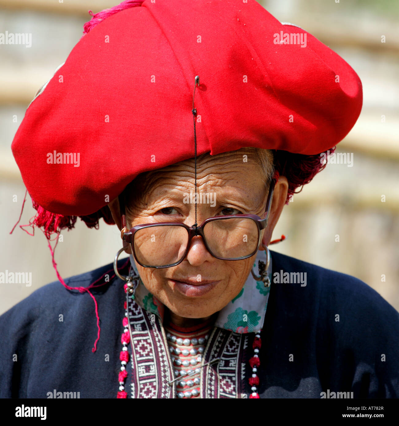 Red Dazo donna in Ta Phin Village, Sapa, nel Vietnam del Nord Foto Stock