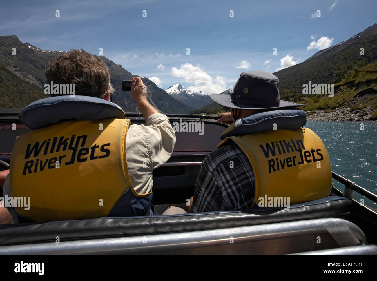 Giro in barca lungo il fiume Wilkin nel montare gli aspiranti World Heritage National Park, Isola del Sud, Nuova Zelanda Foto Stock