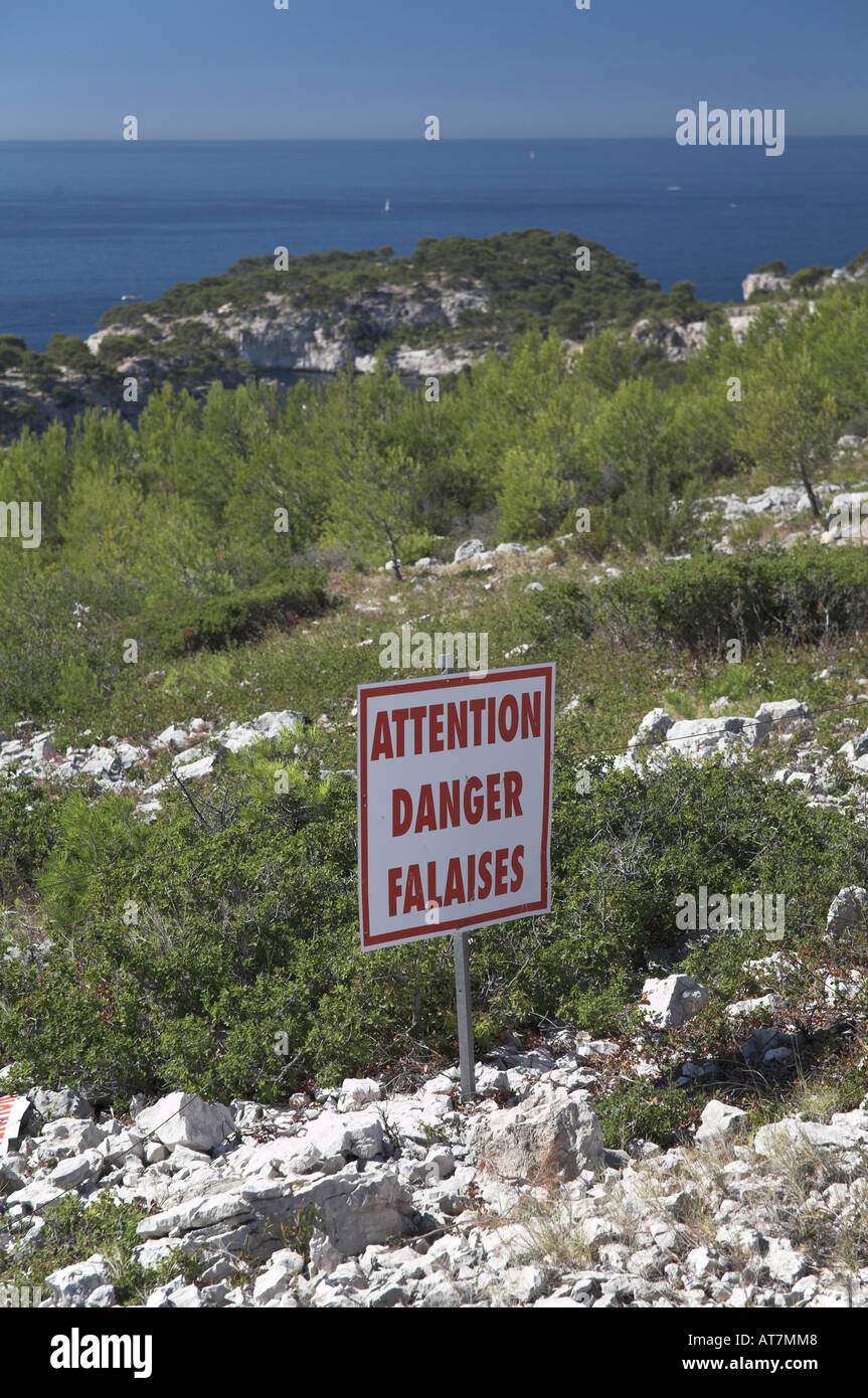 Fotografia di stock entroterra del porto miou Calanque scogliere di calcare tra Cassis e Marsiglia Francia Foto Stock