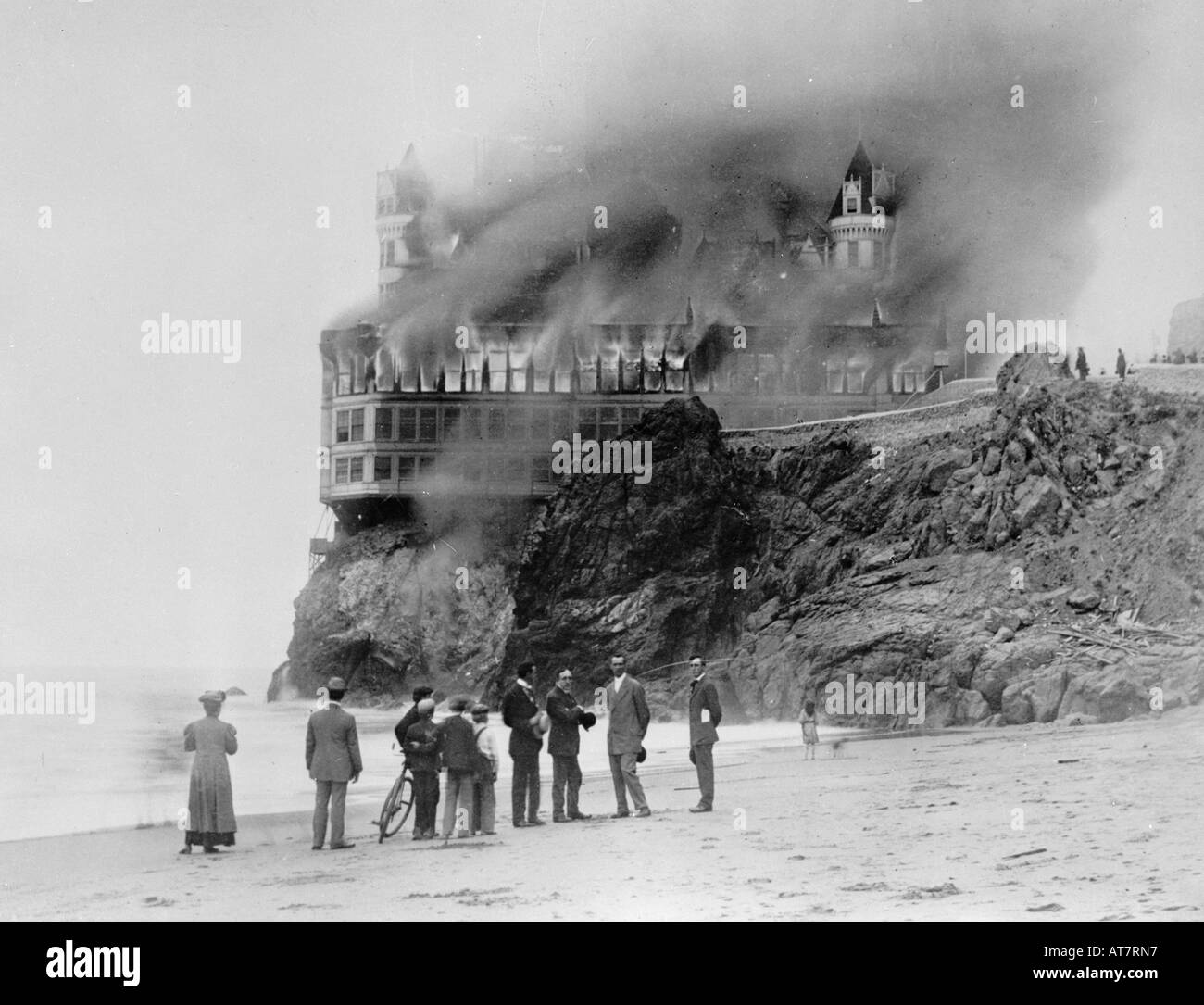 Bagni Sutro sul fuoco di San Francisco in California, Stati Uniti d'America Foto Stock