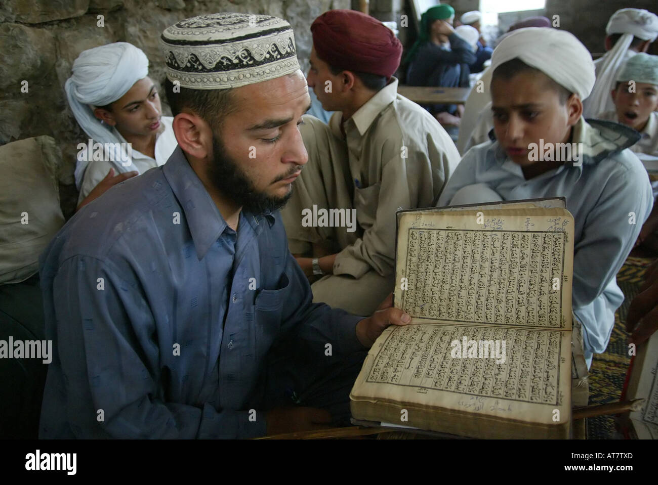 Il Pakistan madrasah sono terreno fertile per l estremismo islamico. Alcuni studenti unire i talebani in Afghanistan. Foto Stock