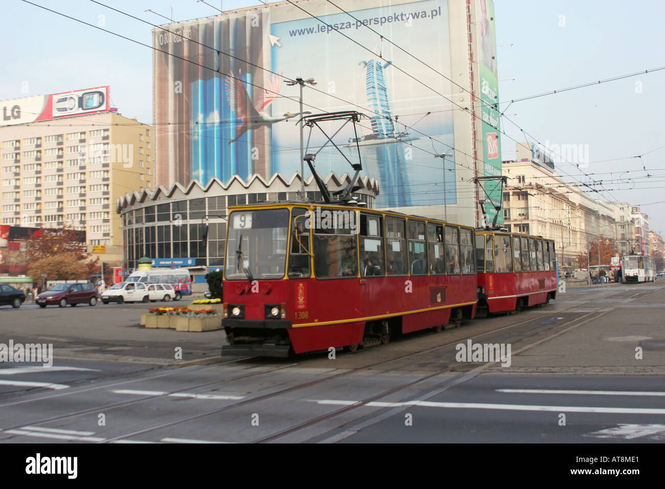 Il tram nel centro di Varsavia Foto Stock