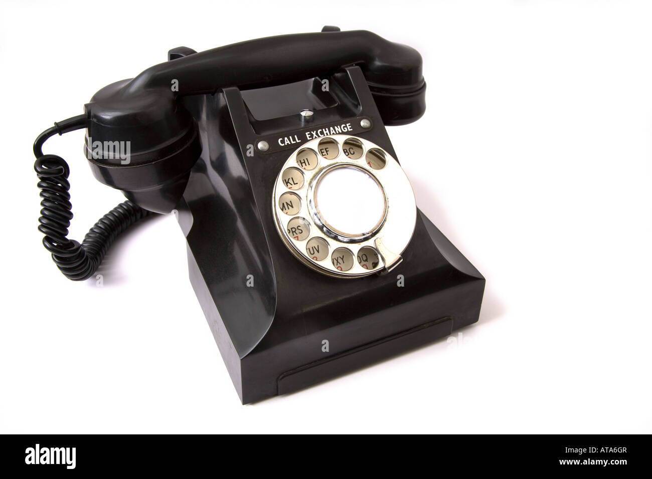 Vecchio nero GPO Post Office 312L Bakelite telefono. Set di mano in luogo e in vecchio stile linea indicante il numero e la lettera le cifre. Foto Stock