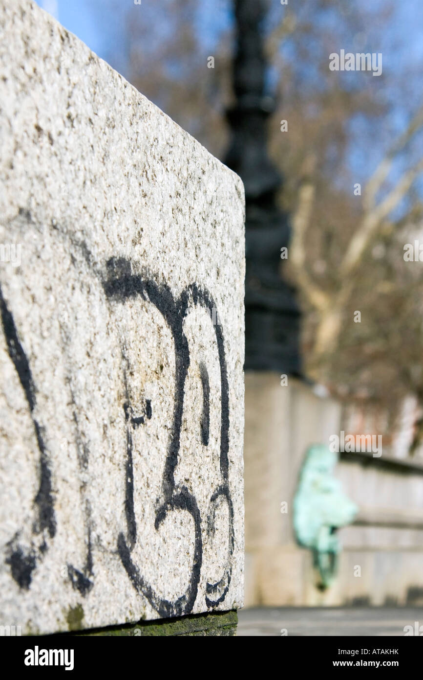 Graffiti, Embankment, Londra Foto Stock