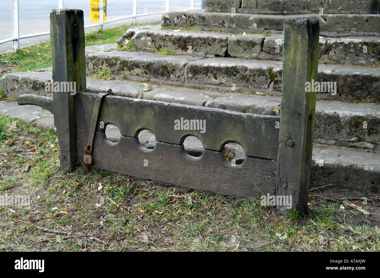 Le scorte pubbliche di punizione corporale di umiliazione Foto Stock