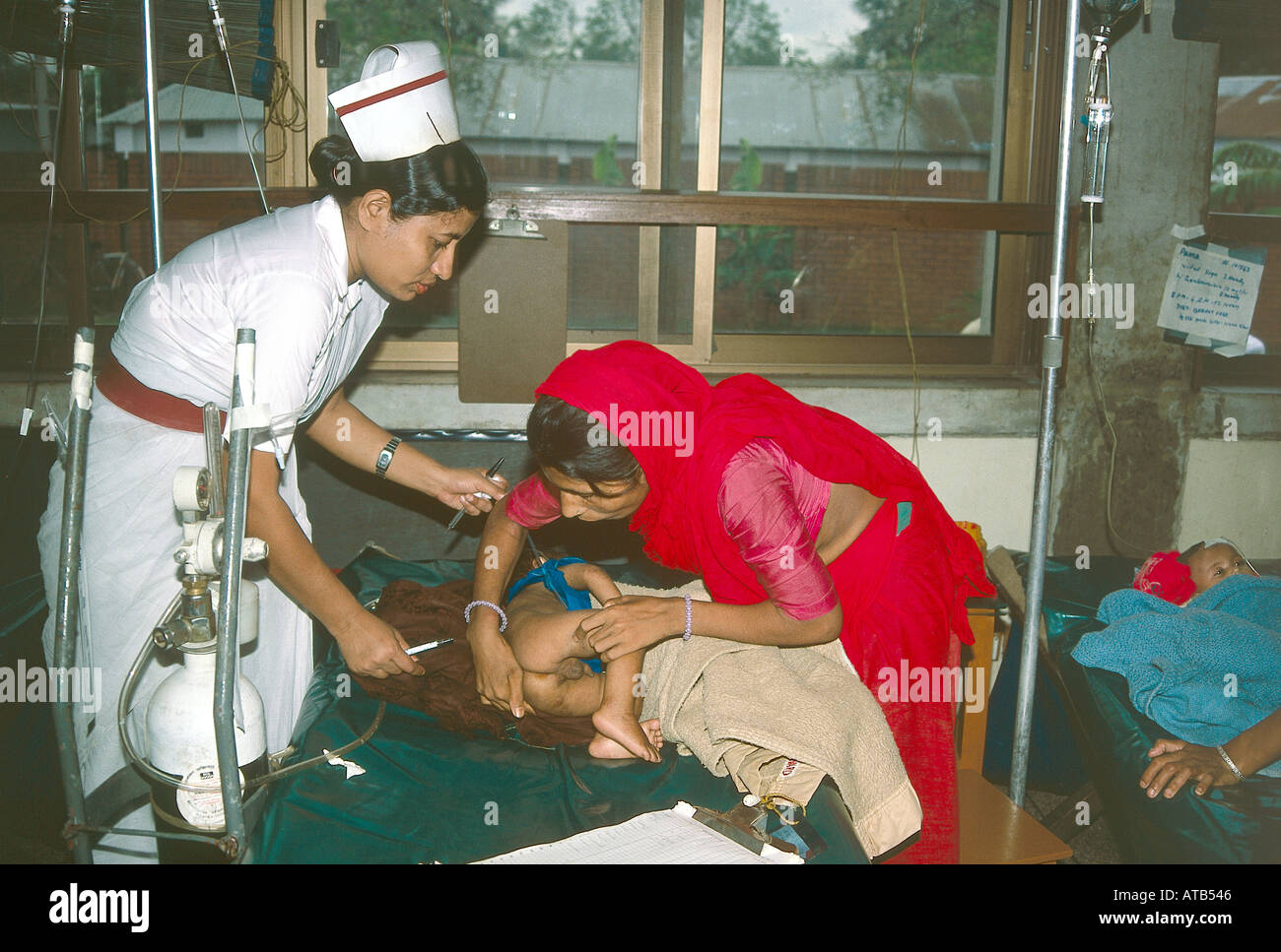 Bambino healthcare a Dacca in Bangladesh Foto Stock