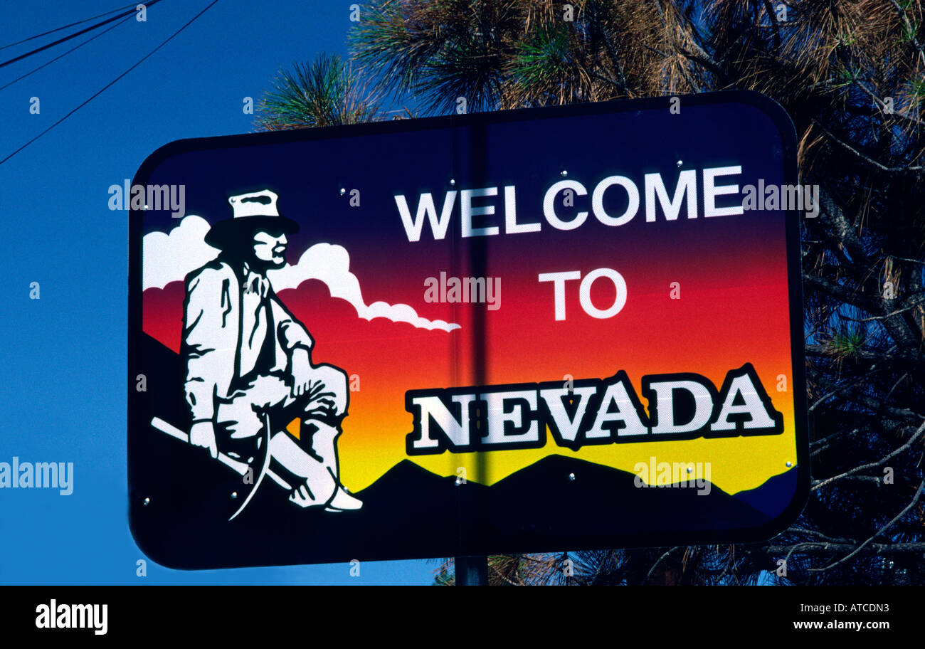 Stato di Nevada segno della linea di confine con la California minatore di confine ovest ovest degli Stati Uniti d'America Nord America travel Foto Stock