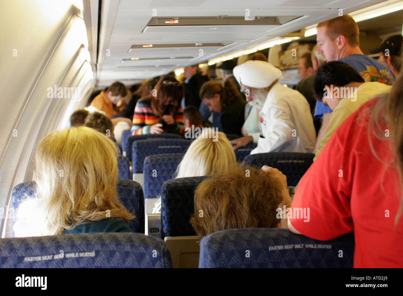 Illinois,il,Upper Midwest,Prairie state,Land of Lincoln,Cook County,Chicago,o'Hare Airport,American Airlines,volo da Miami,passeggeri ri Foto Stock