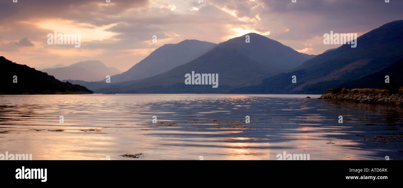 Beinn Sgulaird e Loch Creran presso sunrise Argyll, Scotland, Regno Unito Foto Stock