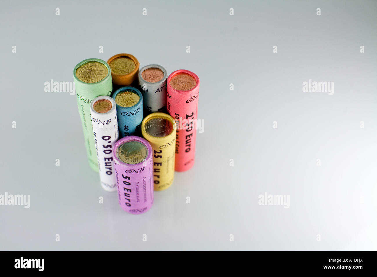 Monete metalliche in euro e laminati ordinati Foto Stock