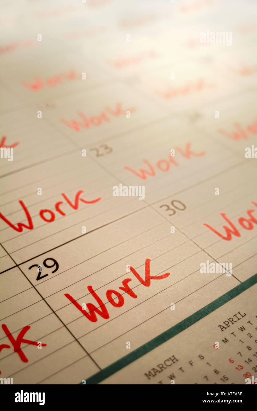 Calandra che mostra tutti i giorni segnati come giorni di lavoro. Foto Stock