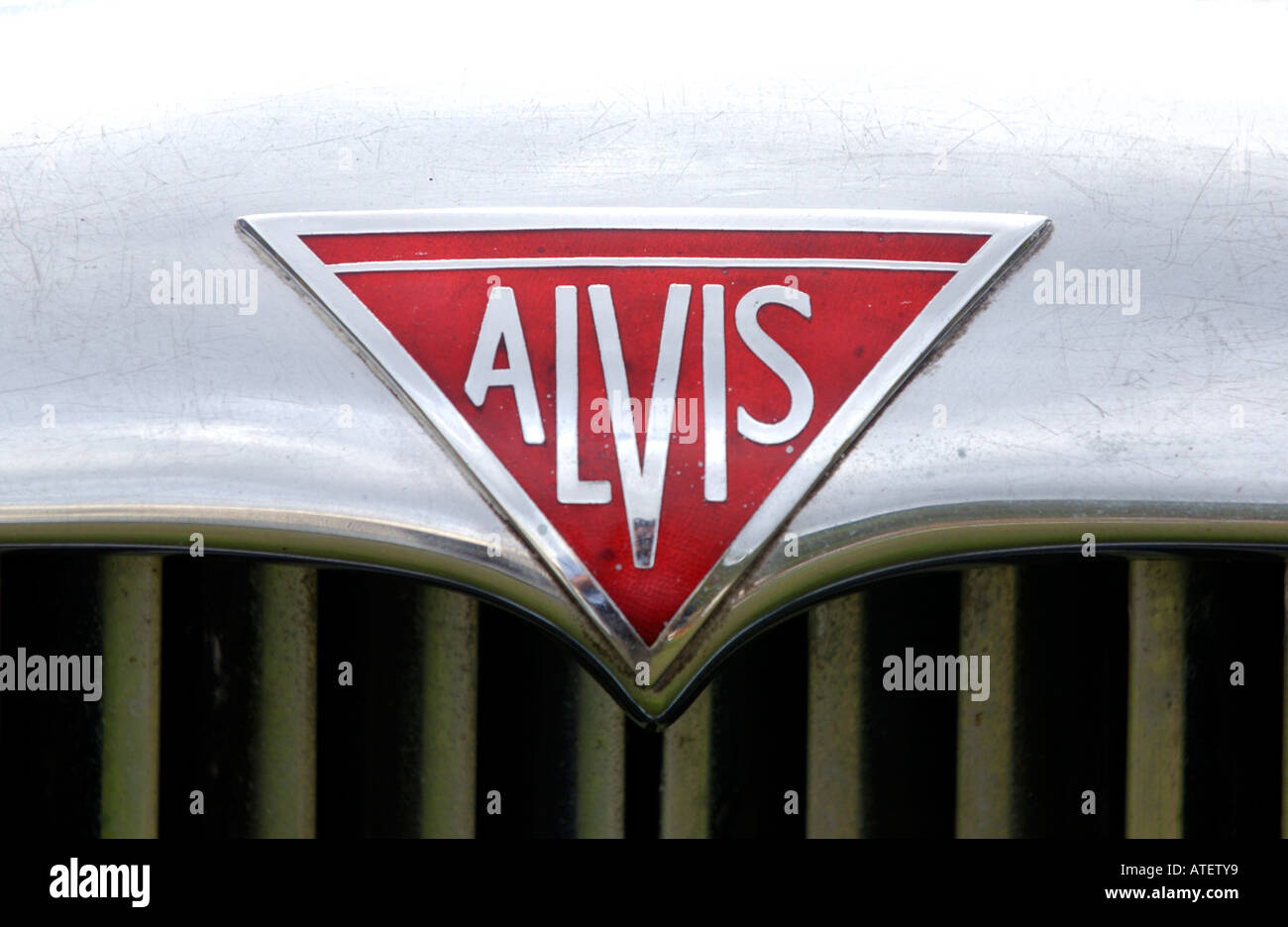 Auto sul badge classico 1950 restaurato ALVIS berlina Foto Stock