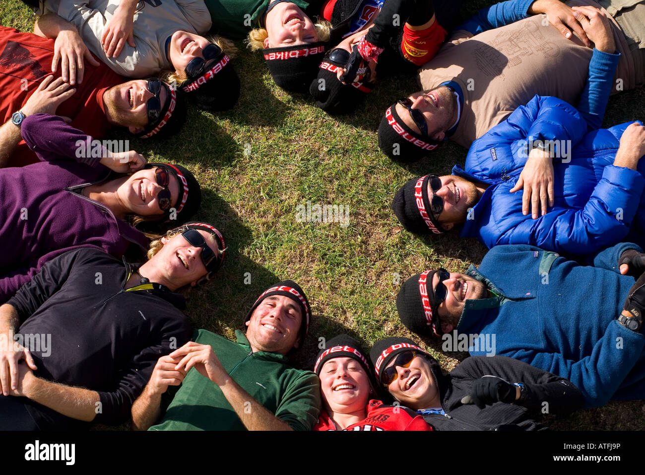 Cerchio di ciclisti Foto Stock