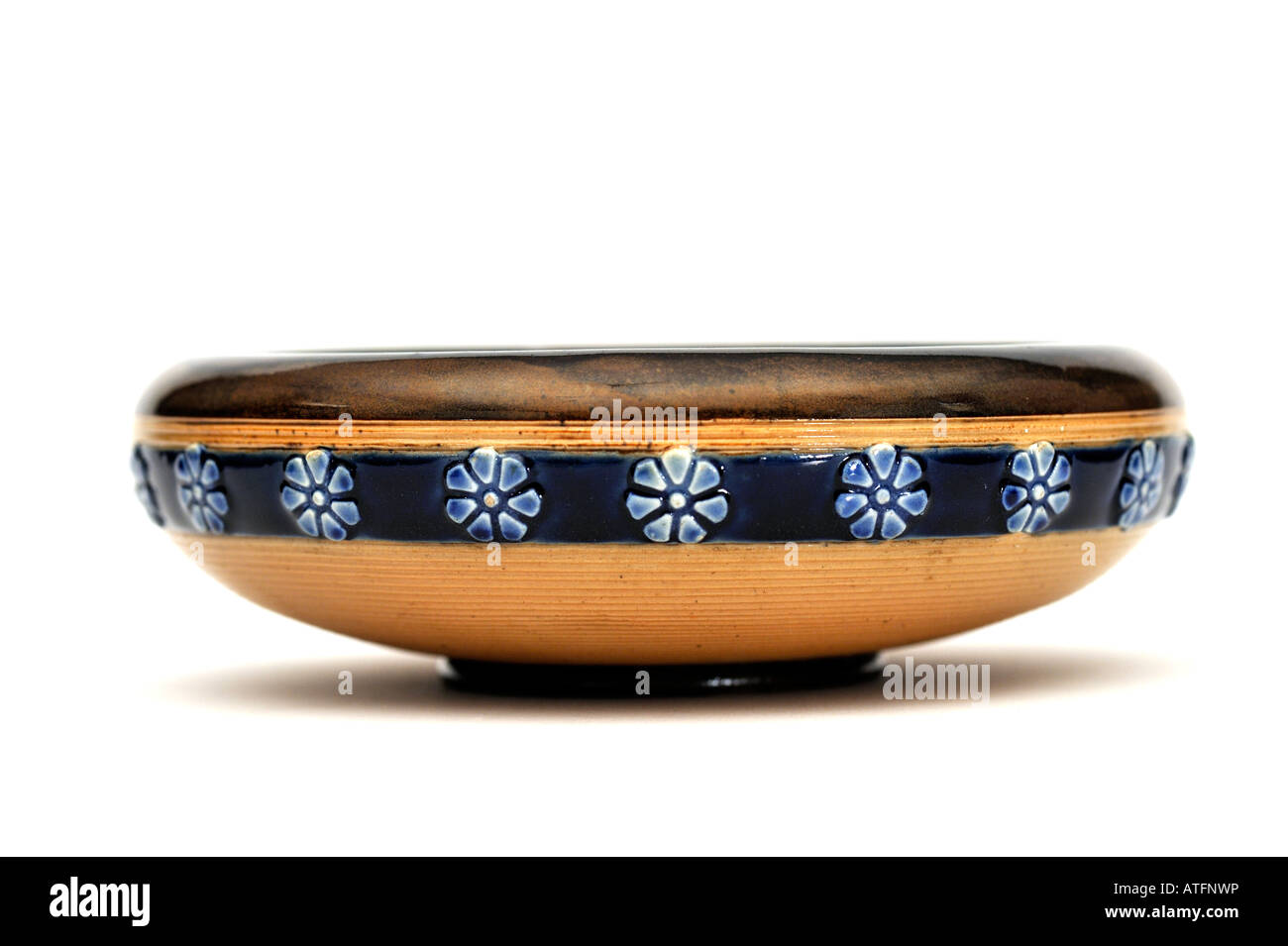 Doulton Lambeth smaltato porcellanato piatto 1920s solo uso editoriale Foto Stock