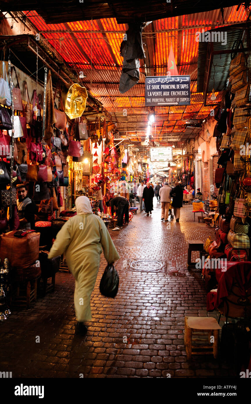 All'interno del Souq, Marrakech, Marocco Foto Stock