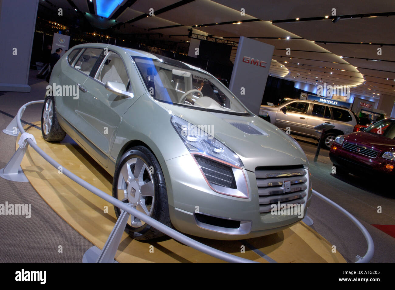 Il GM Sequel cella a combustibile idrogeno concept al North American International Auto Show 2005 Foto Stock